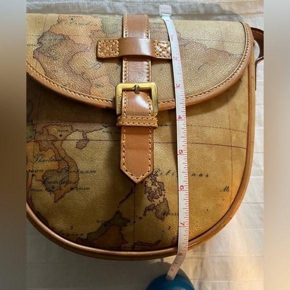 Alviero Martini Vintage Map Print Crossbody Bag - Picture 9 of 9